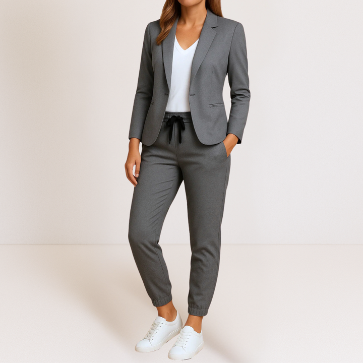 Francescanfortevole | Eleganza Moderna in un Completo Co